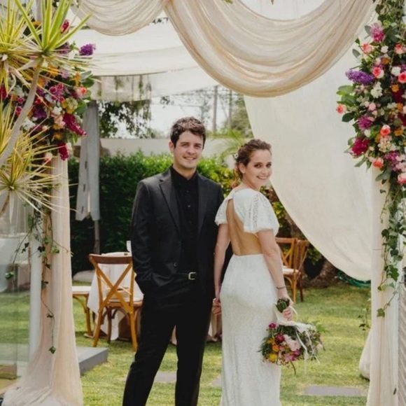 Fame and Partners Lace Wedding Gown - Picture 11 of 11